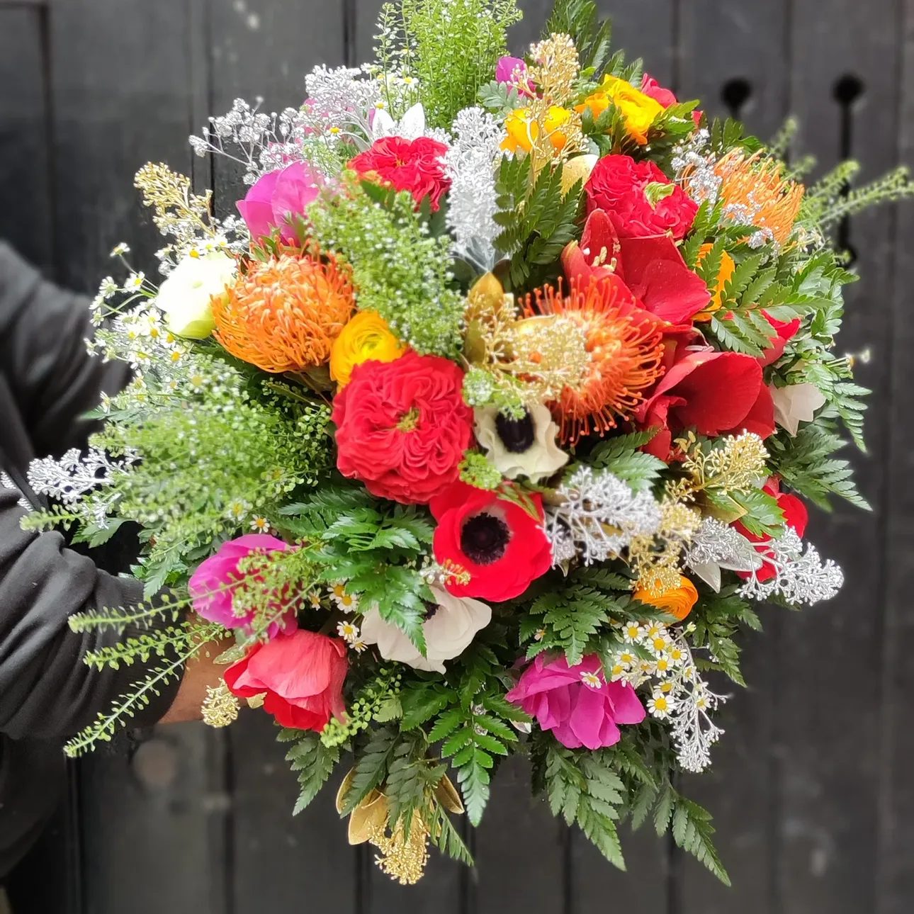 Bouquet rond rouge et orange